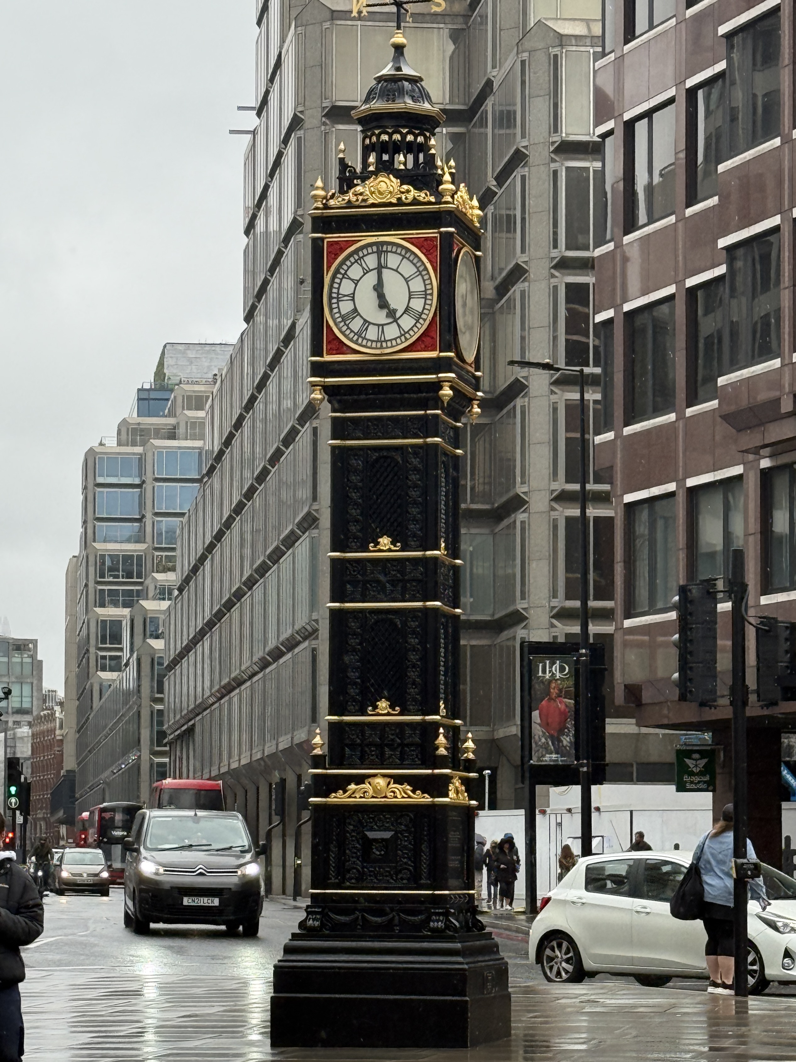 Little Ben, Victoria Street