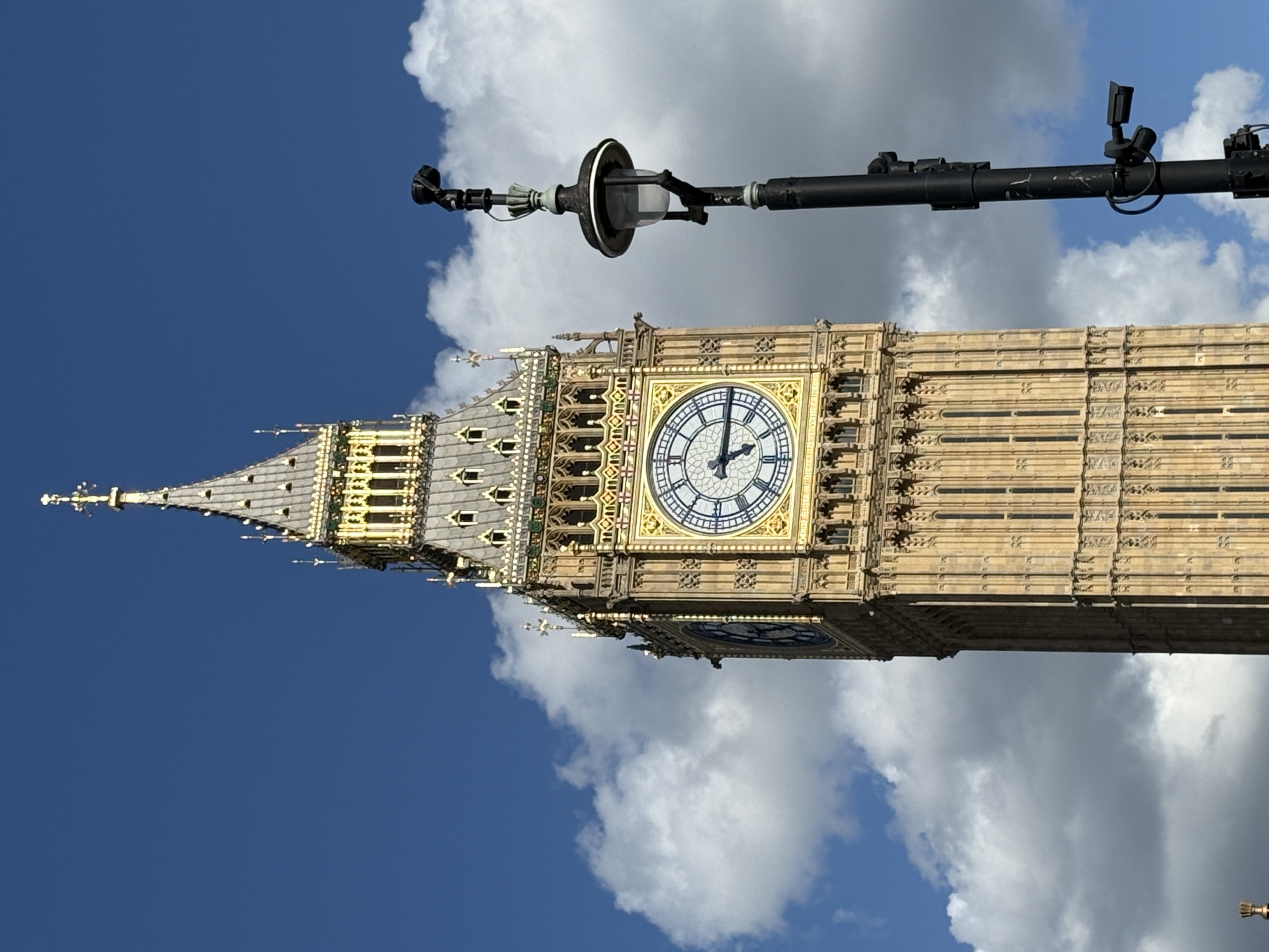 A shining Big Ben