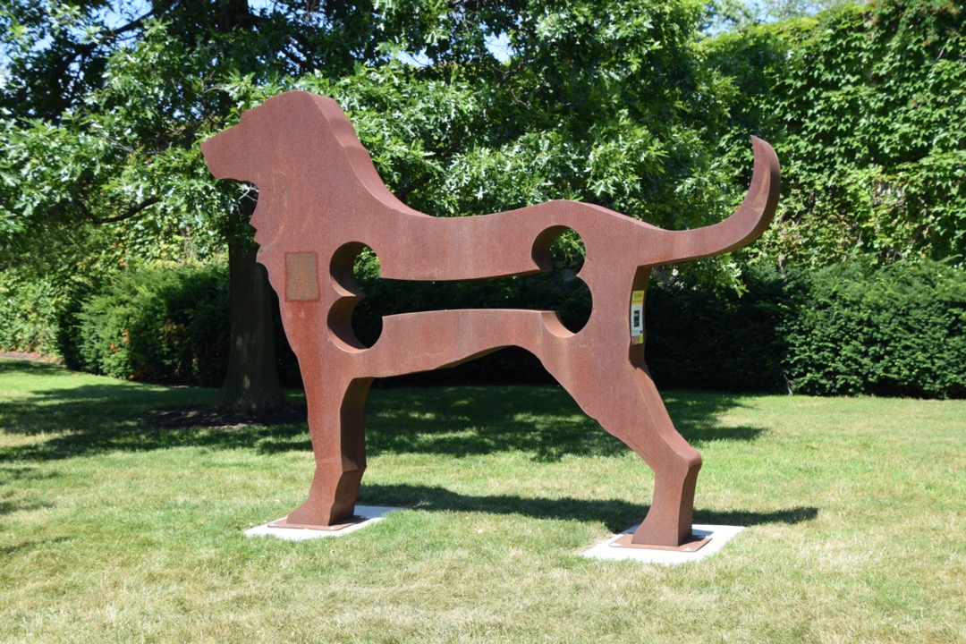 Big Dog Show sculpture in Chalrlestown, MA