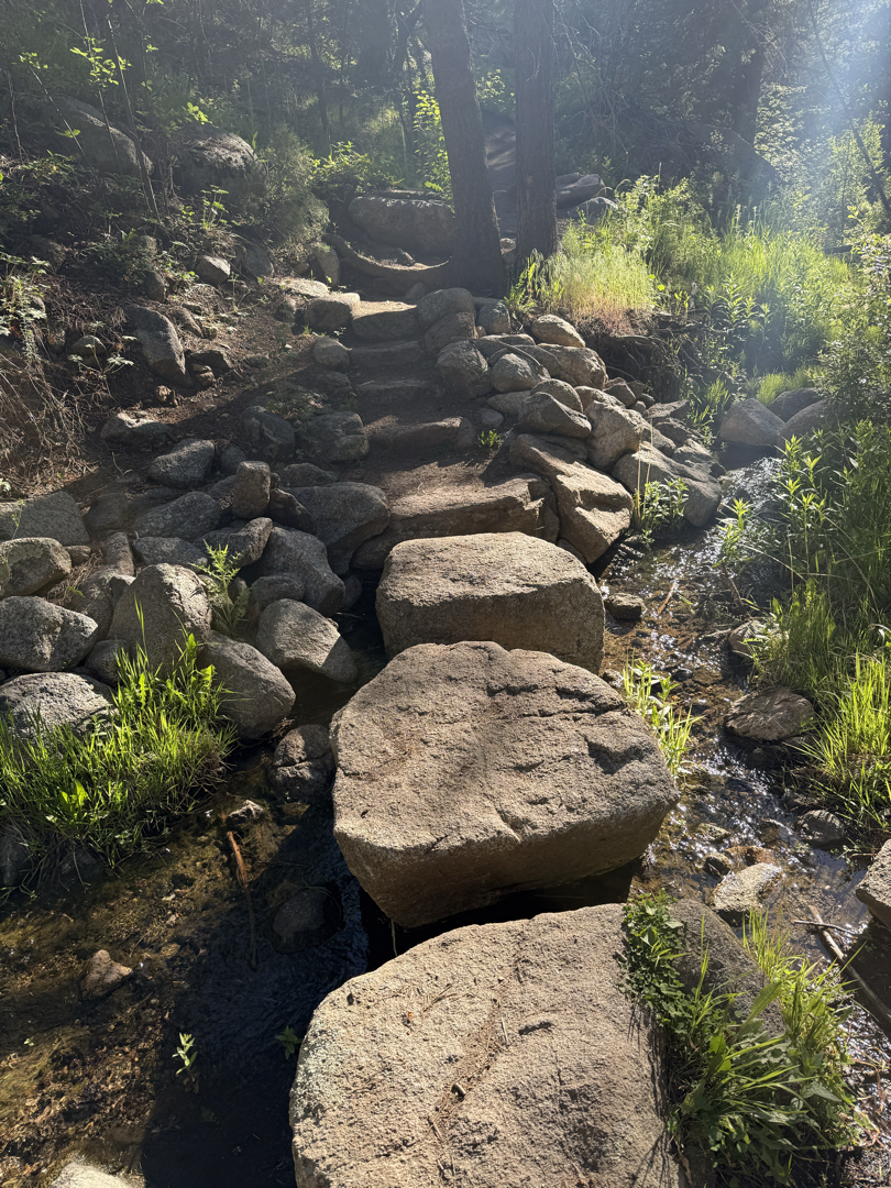 Rocky crossing